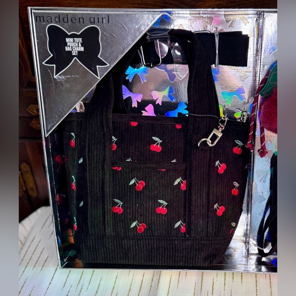 Madden Girl Cherry Embroidered Mini Tote Gift Set – Gift & Holiday Ready - Picture 4 of 9